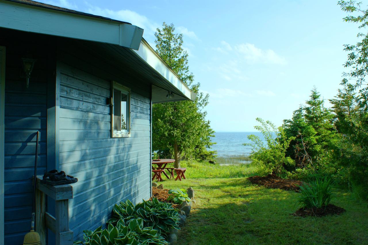 The Beach House Of St. Ignace, Cottage At Saint Ignace Eksteriør billede